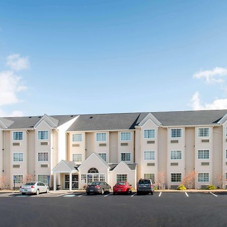 Microtel Inn And Suites North Canton Eksteriør bilde