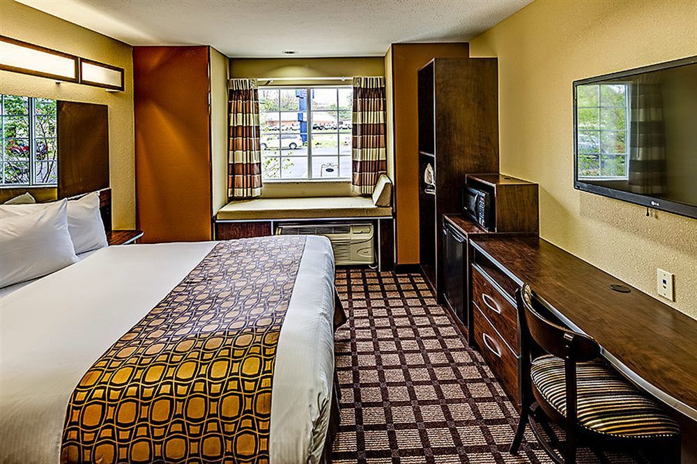 Microtel Inn And Suites North Canton Eksteriør bilde